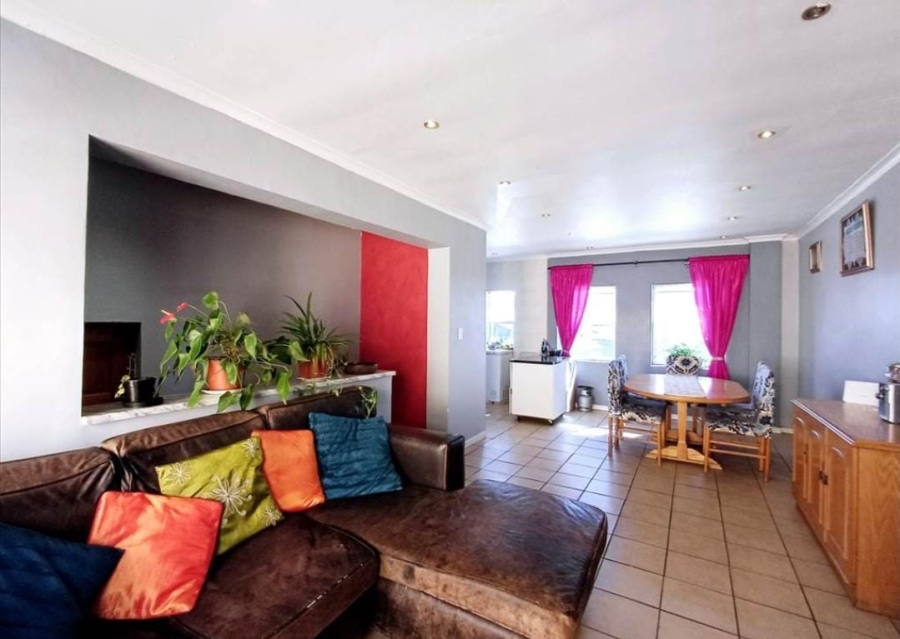 To Let  Bedroom Property for Rent in Surrey Estate Western Cape